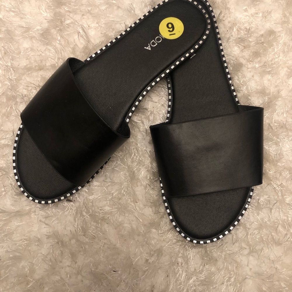 Top Moda Slippers - Picture 4 of 7